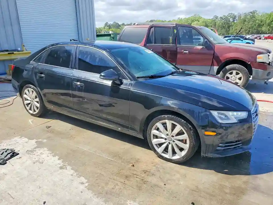 WAUANAF40HN039687 2017 AUDI A4-3