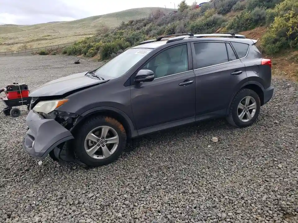 2T3RFREV9FW290984 2015 TOYOTA RAV4-0