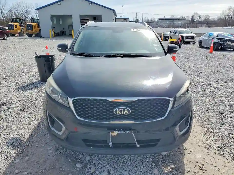 5XYPGDA38HG263093 2017 KIA SORENTO-4