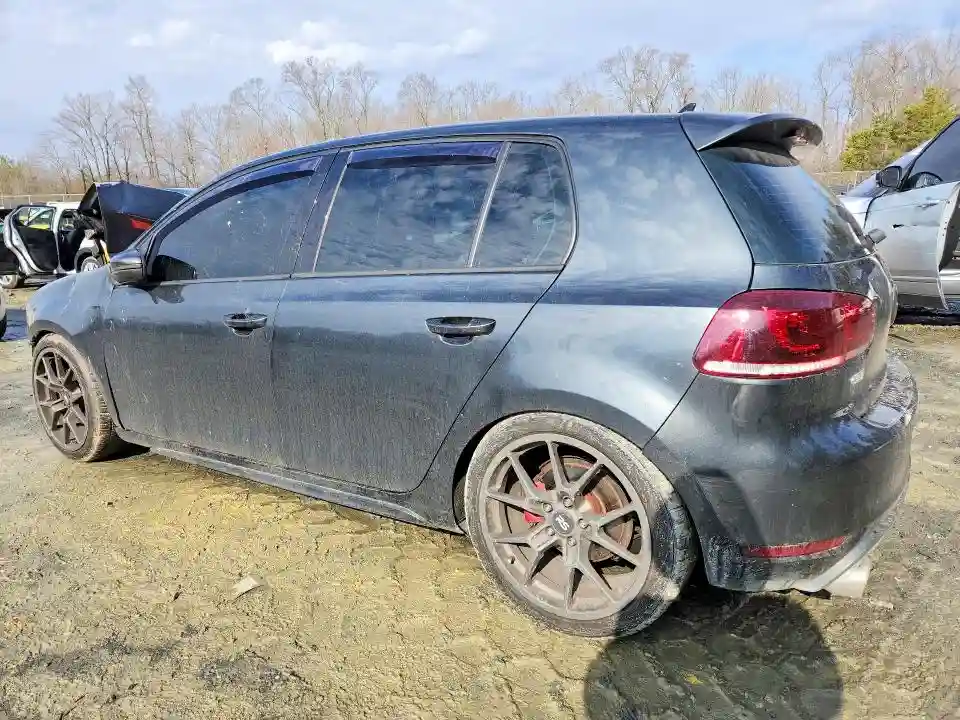 WVWHD7AJ0DW024518 2013 VOLKSWAGEN GTI-1