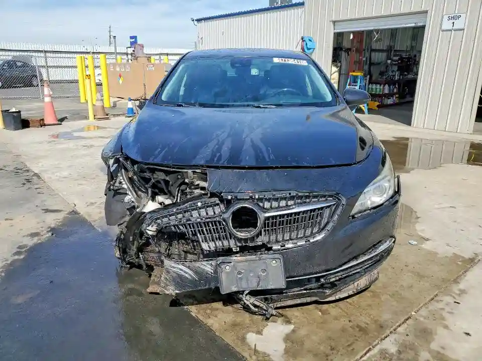 1G4ZR5SS7HU209924 2017 BUICK LACROSSE-4