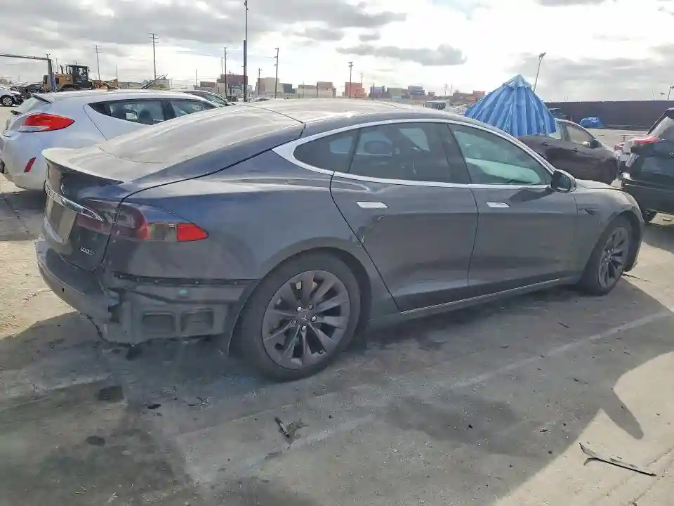 5YJSA1E26HF219371 2017 TESLA MODEL S-2