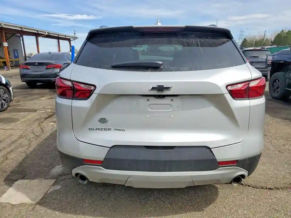 3GNKBHRS2KS667855 2019 CHEVROLET BLAZER-5