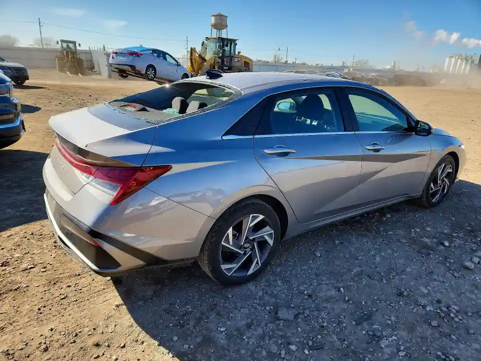 KMHLS4DG7SU861527 2025 HYUNDAI ELANTRA-2