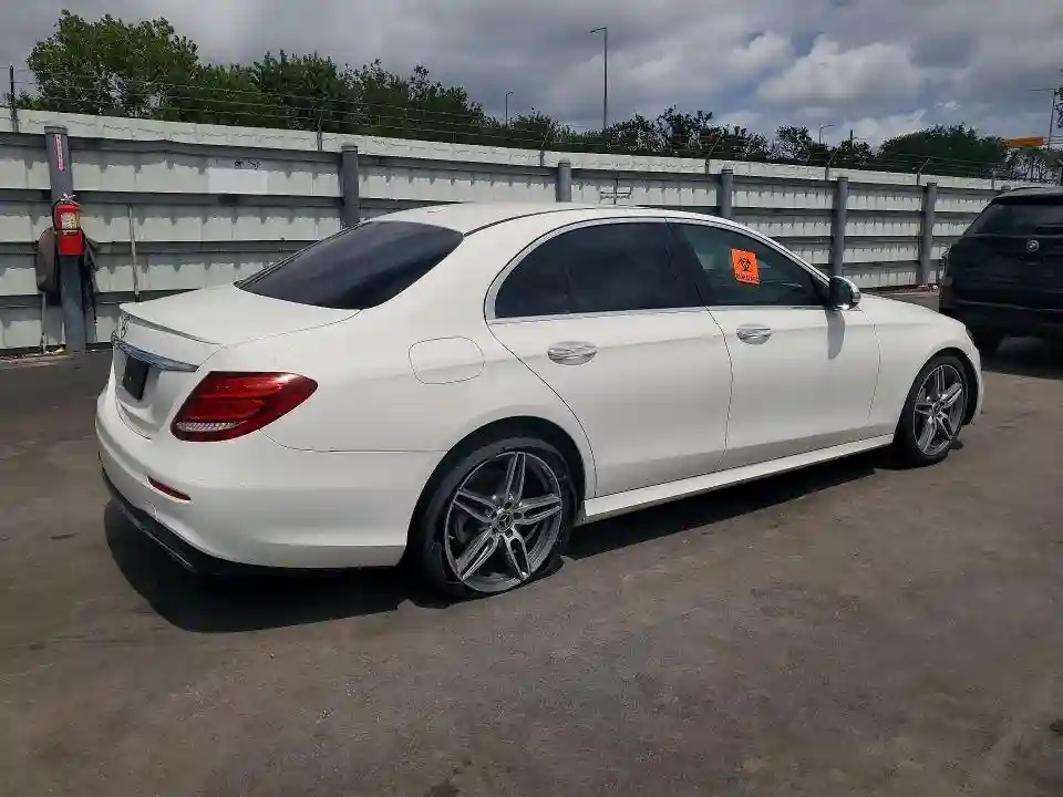 WDDZF4JB4KA504289 2019 MERCEDES-BENZ E-CLASS-2