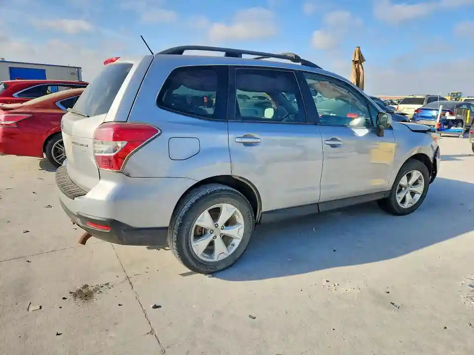 JF2SJADC9FH825000 2015 SUBARU FORESTER-2