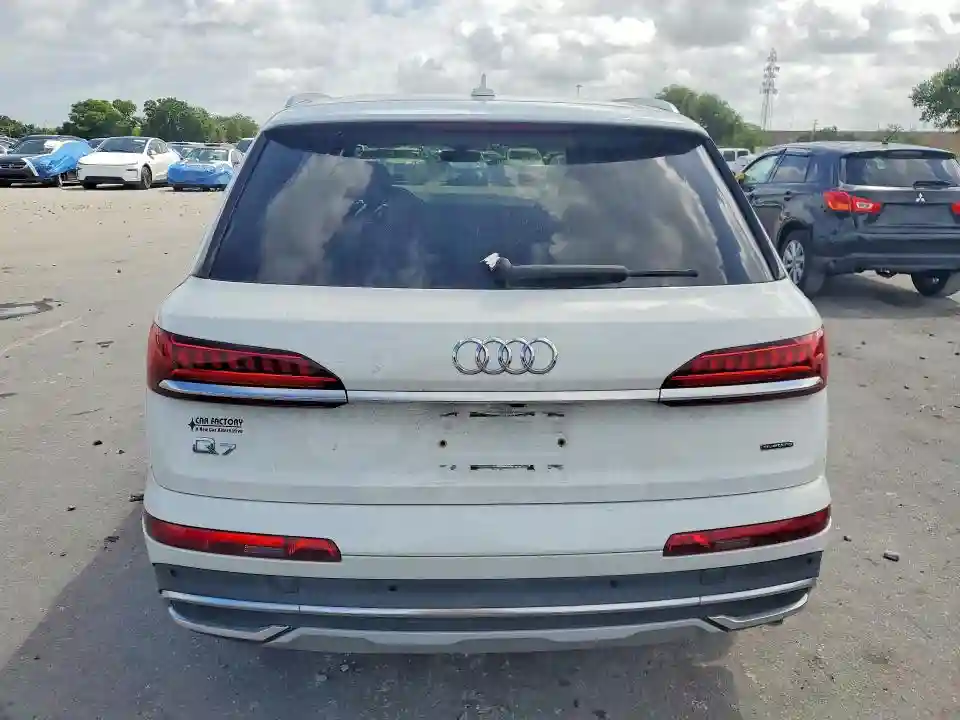 WA1LXAF7XMD014161 2021 AUDI Q7-5
