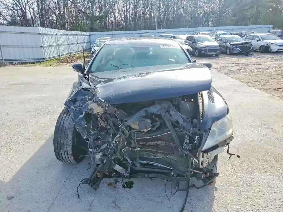 JTHCL5EF2A5005833 2010 LEXUS LS460-4