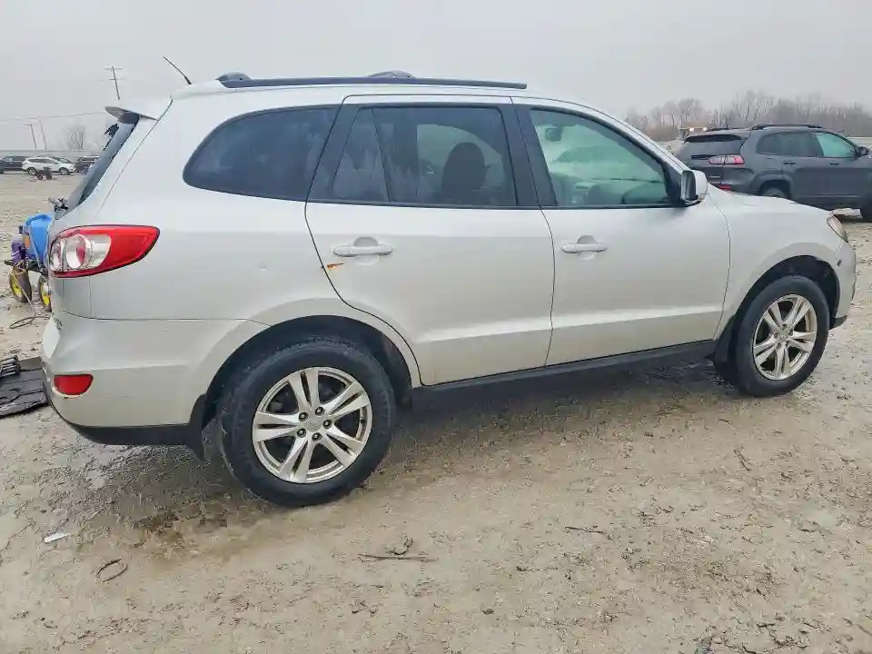 5XYZHDAG0BG051112 2011 HYUNDAI SANTA FE-2