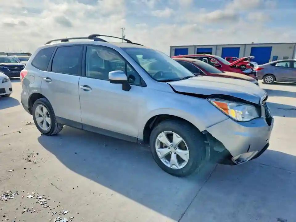 JF2SJADC9FH825000 2015 SUBARU FORESTER-3
