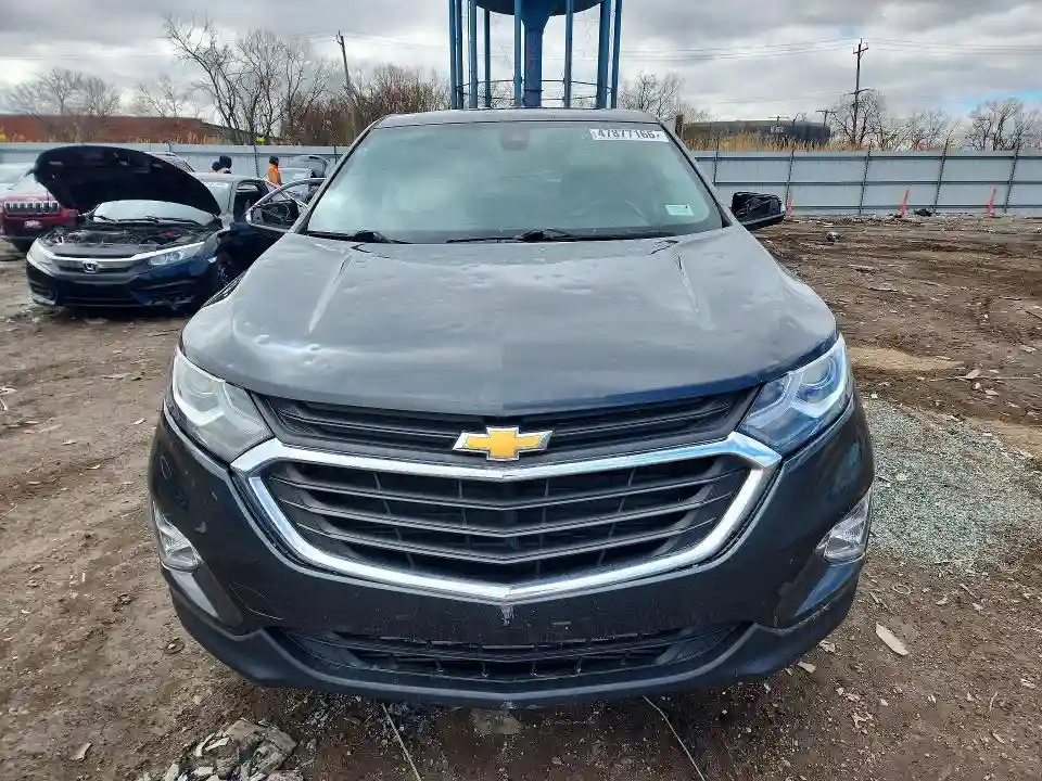 2GNAXTEV9K6138157 2019 CHEVROLET EQUINOX-4