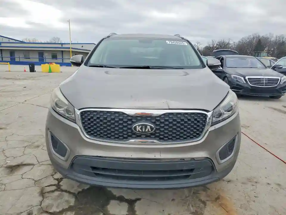 5XYPG4A3XGG076839 2016 KIA SORENTO-4