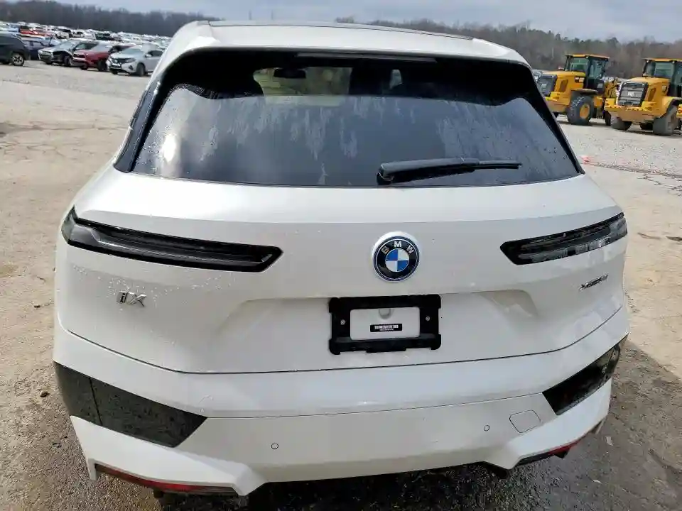 WB523CF09NCK67387 2022 BMW IX-5