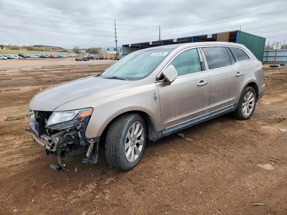 2LMHJ5AT2JBL02167 2018 LINCOLN MKT-0