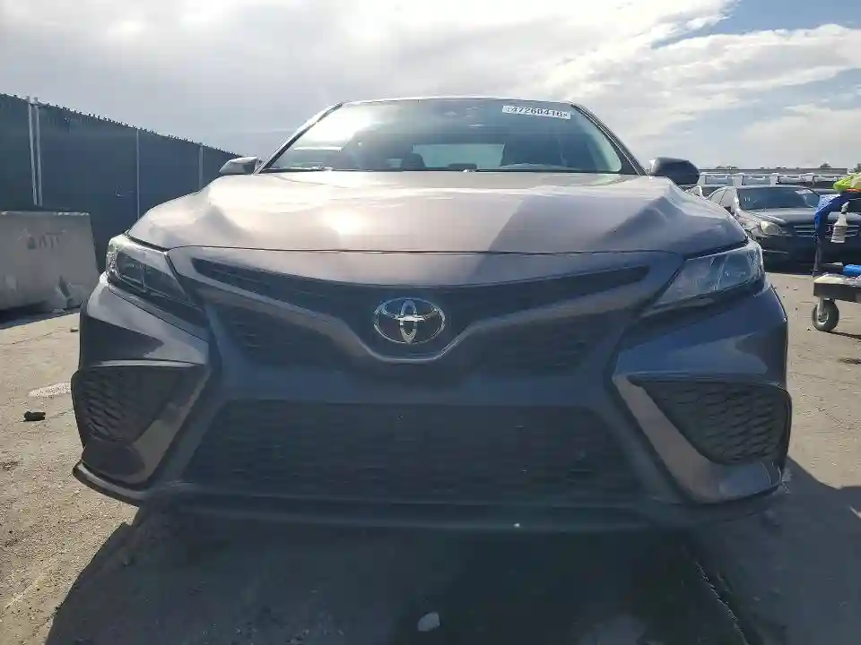 4T1G11AK9NU646893 2022 TOYOTA CAMRY-4