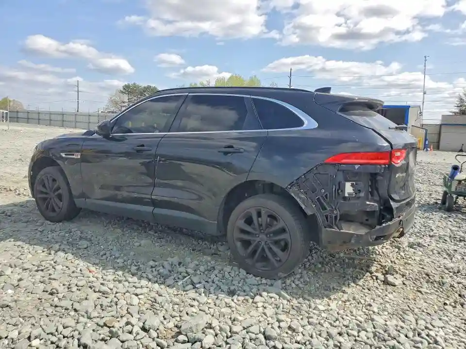 SADCJ2FXXKA396191 2019 JAGUAR F-PACE-1