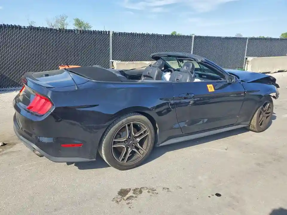 1FATP8UH2M5111509 2021 FORD MUSTANG-2