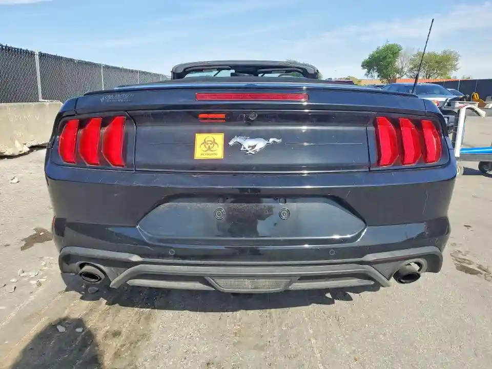 1FATP8UH2M5111509 2021 FORD MUSTANG-5