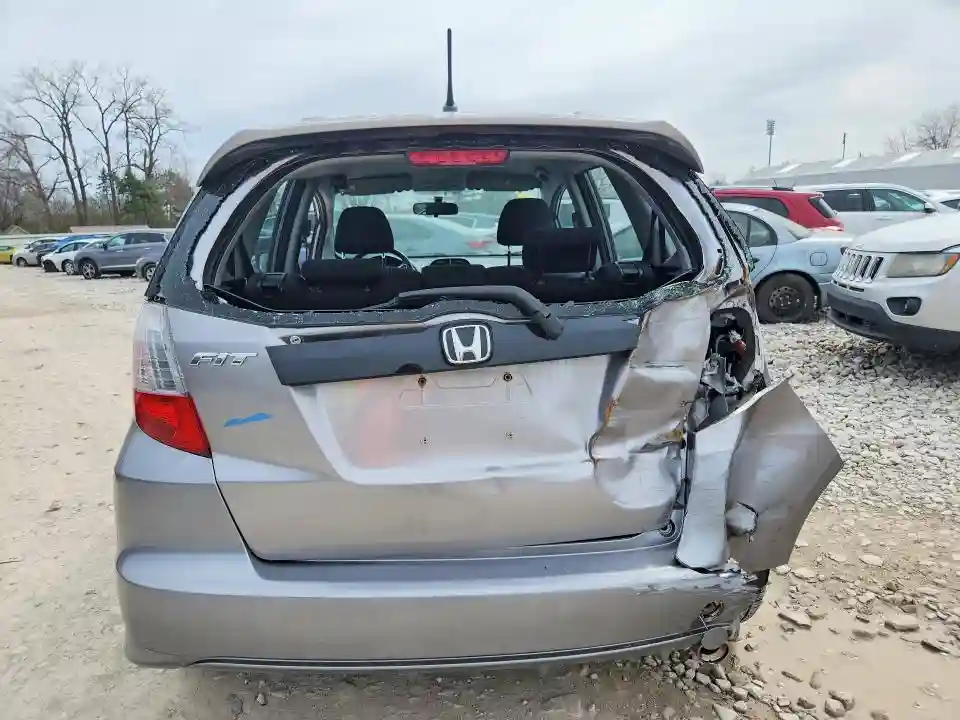 JHMGE8H41AS024009 2010 HONDA FIT-5
