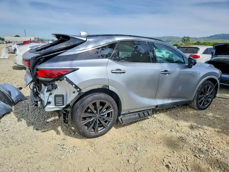2T2BBMCA7SC084529 2025 LEXUS-2