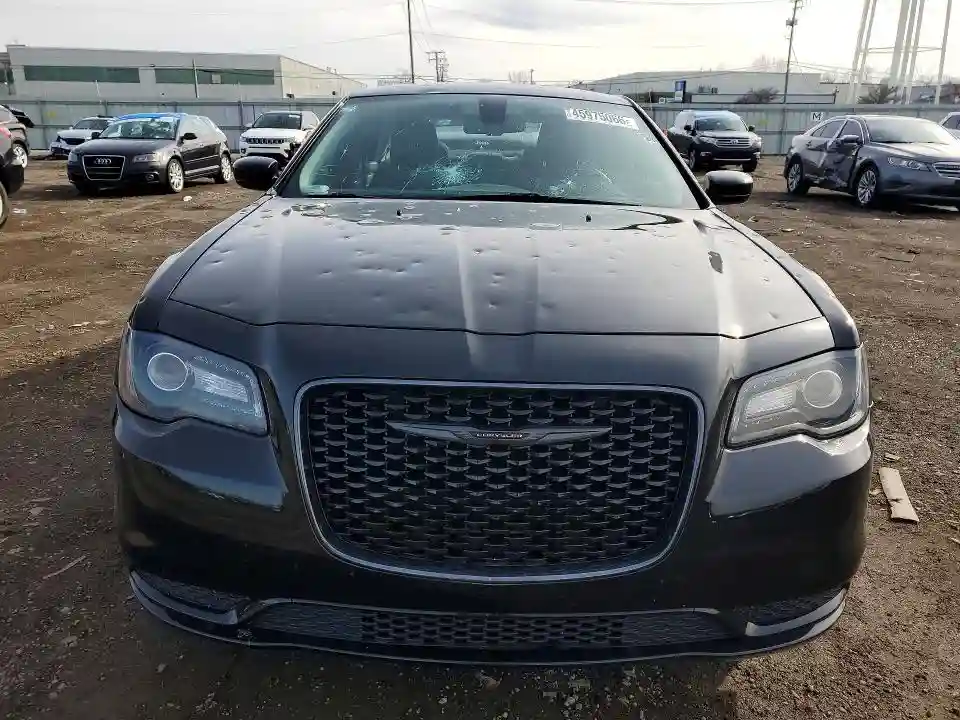 2C3CCAAG8LH178992 2020 CHRYSLER 300-4