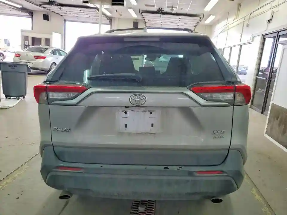 2T3P1RFV8NC262128 2022 TOYOTA RAV4-5