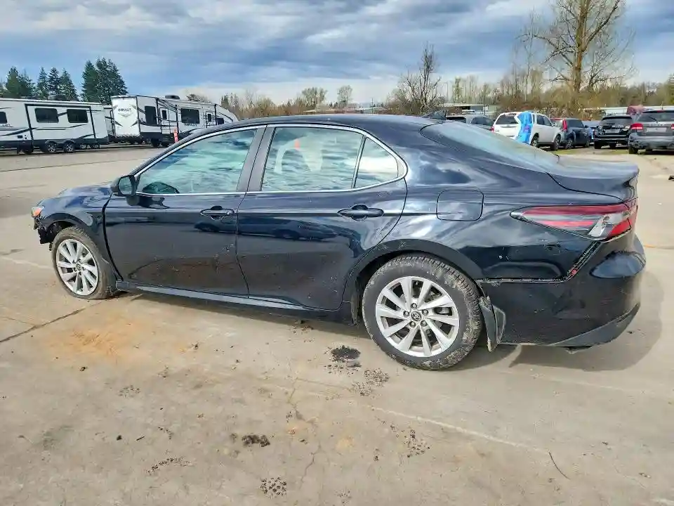 4T1C11AK7NU617410 2022 TOYOTA CAMRY-1