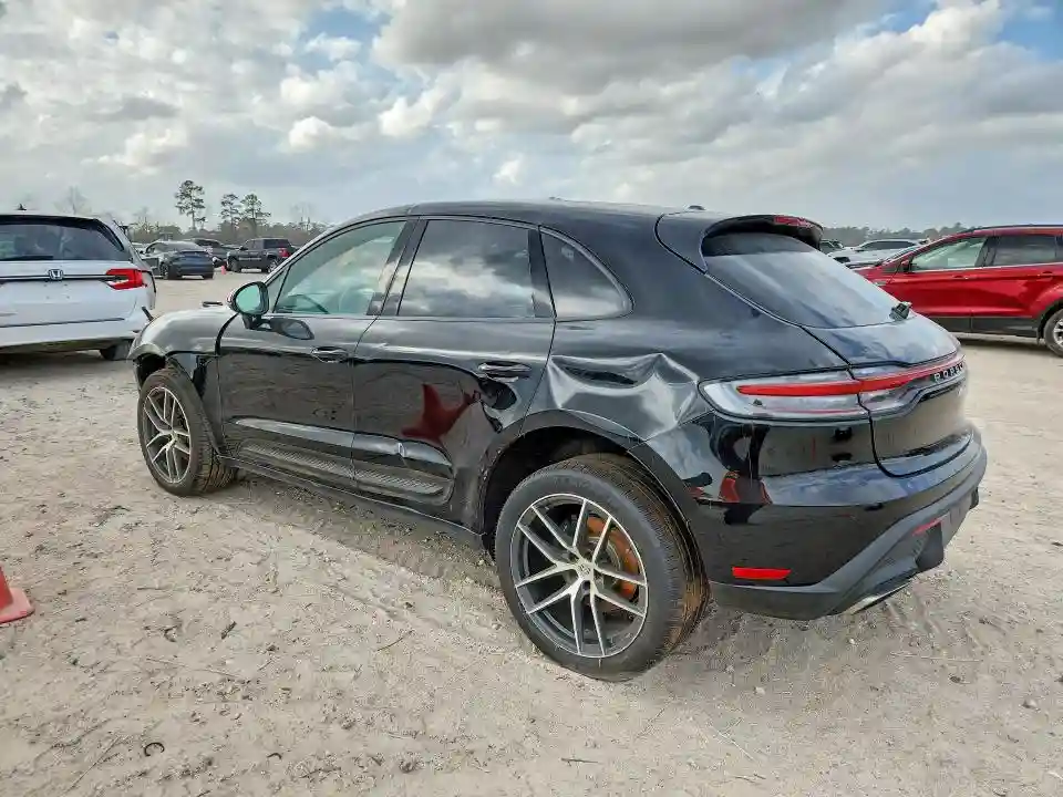 WP1AA2A59SLB06681 2025 PORSCHE MACAN-1