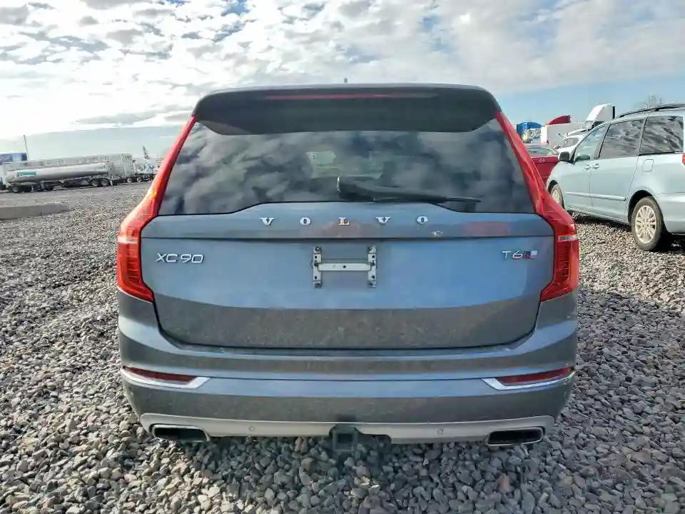 YV4A22PL8J1201731 2018 VOLVO XC90-5