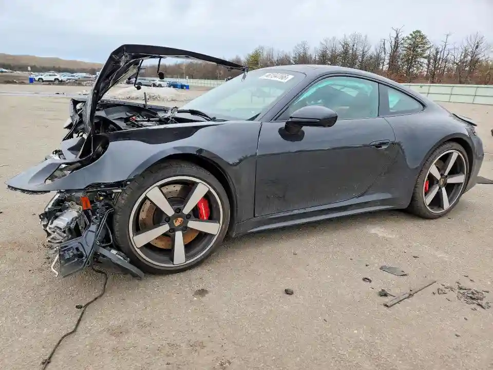 WP0AH2A93TS213118 2026 PORSCHE 911-0