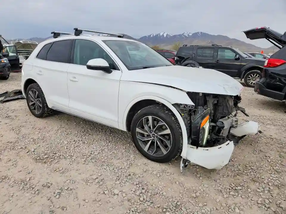 WA1BAAFY0M2019404 2021 AUDI Q5-3