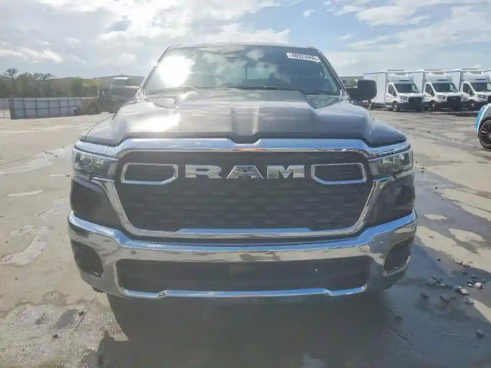 1C6RREFGXSN657500 2025 RAM 1500-4
