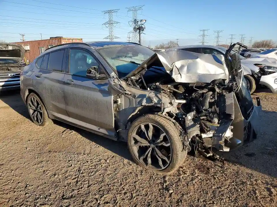 5YMUJ0C02LLU67487 2020 BMW X4-3