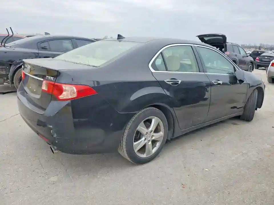 JH4CU2F6XBC013735 2011 ACURA TSX-2