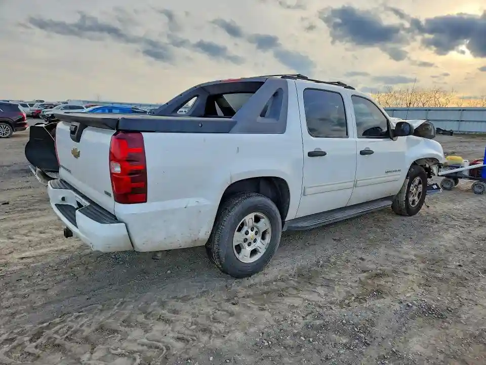 3GNNCEE09AG142709 2010 CHEVROLET AVALANCHE-2