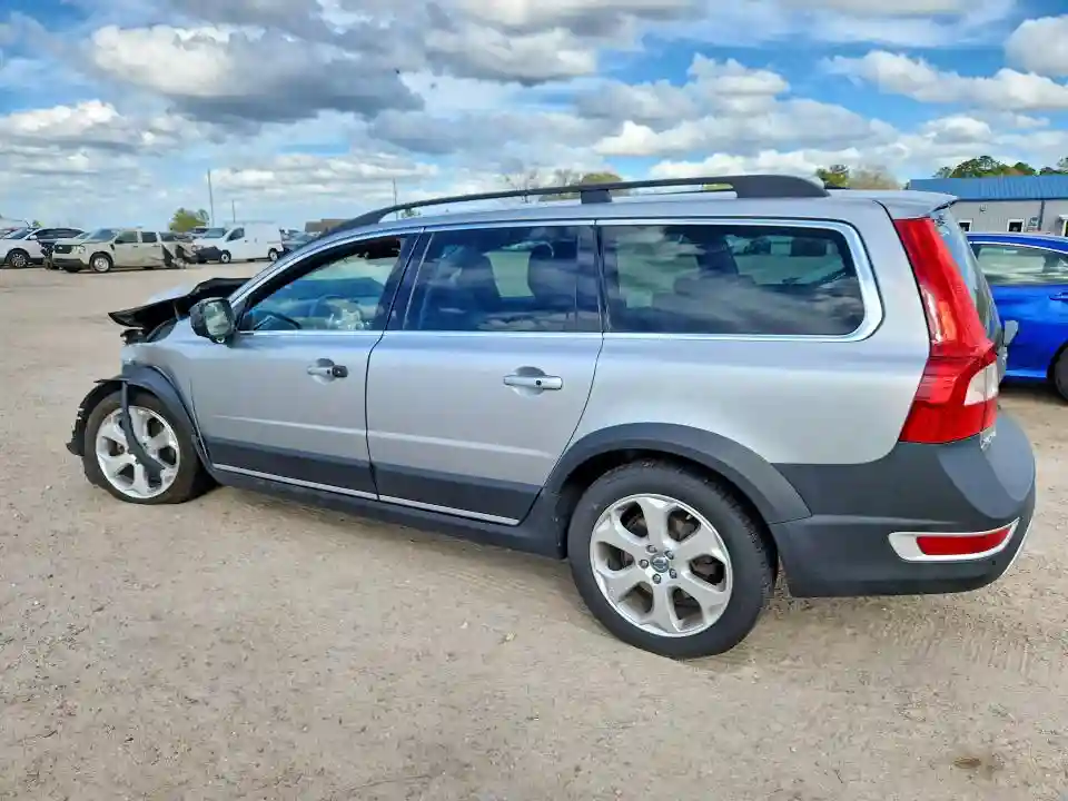 YV4902BZ2B1105907 2011 VOLVO XC70-1