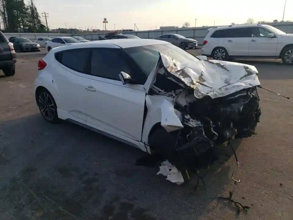 KMHTC6AE4GU297421 2016 HYUNDAI VELOSTER-3