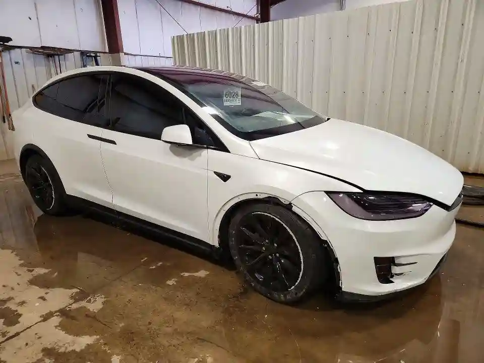 5YJXCAE22GF029310 2016 TESLA MODEL X-3