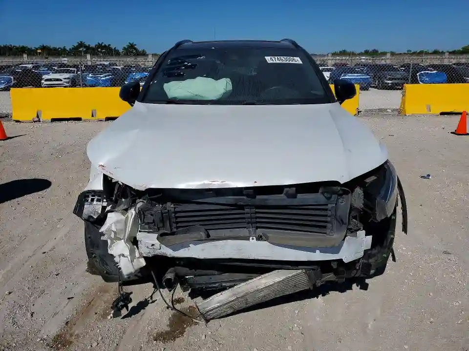 YV4AC2HM0L2172694 2020 VOLVO XC40-4