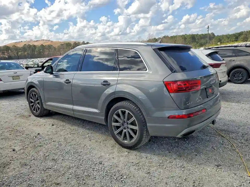 WA1LAAF77HD019700 2017 AUDI Q7-1