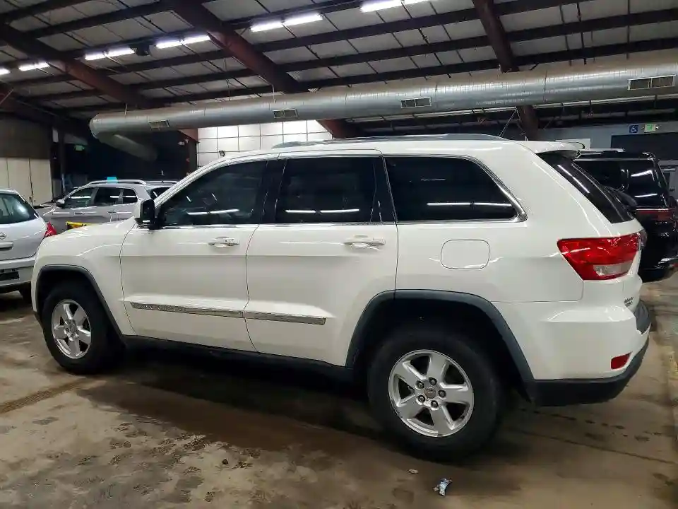 1J4RR4GG0BC640955 2011 JEEP CHEROKEE-1