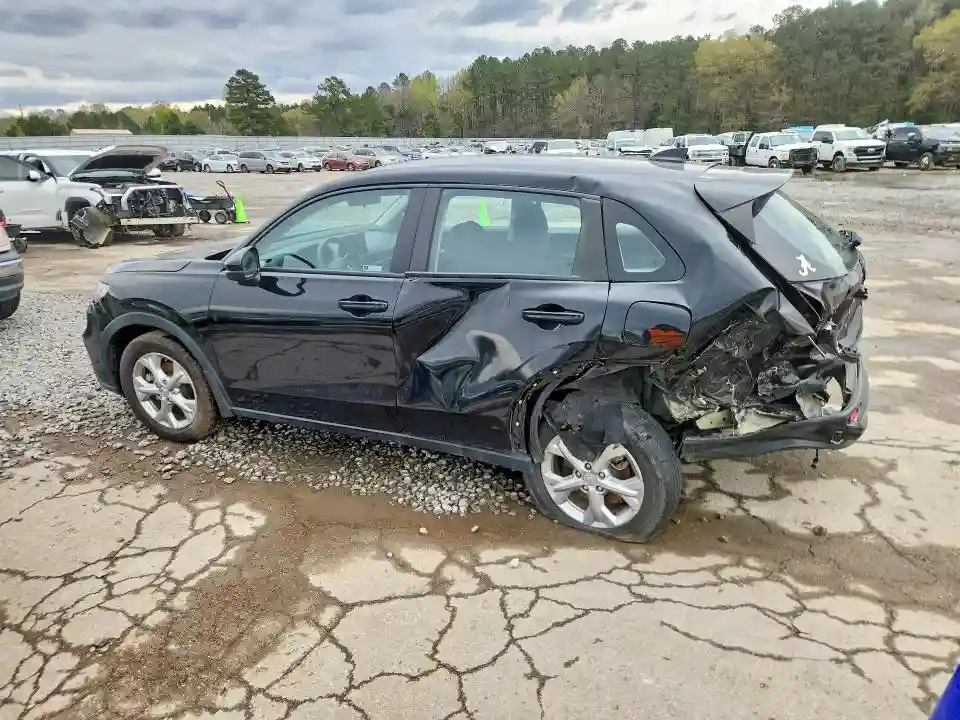 3CZRZ1H3XPM742375 2023 HONDA HR-V-1