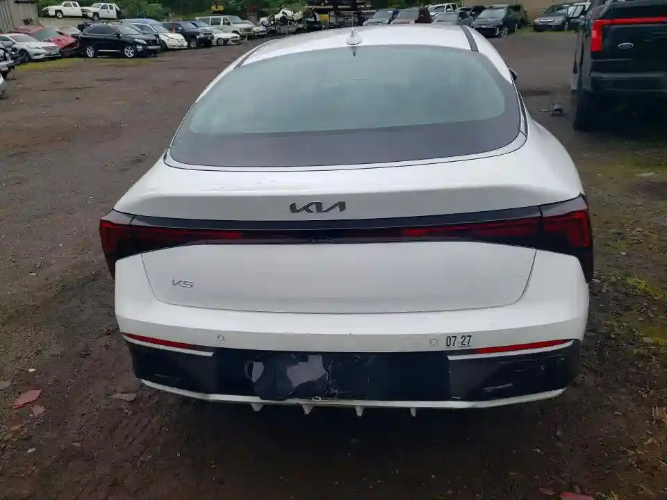 KNAG24J78S5358297 2025 KIA K5-5