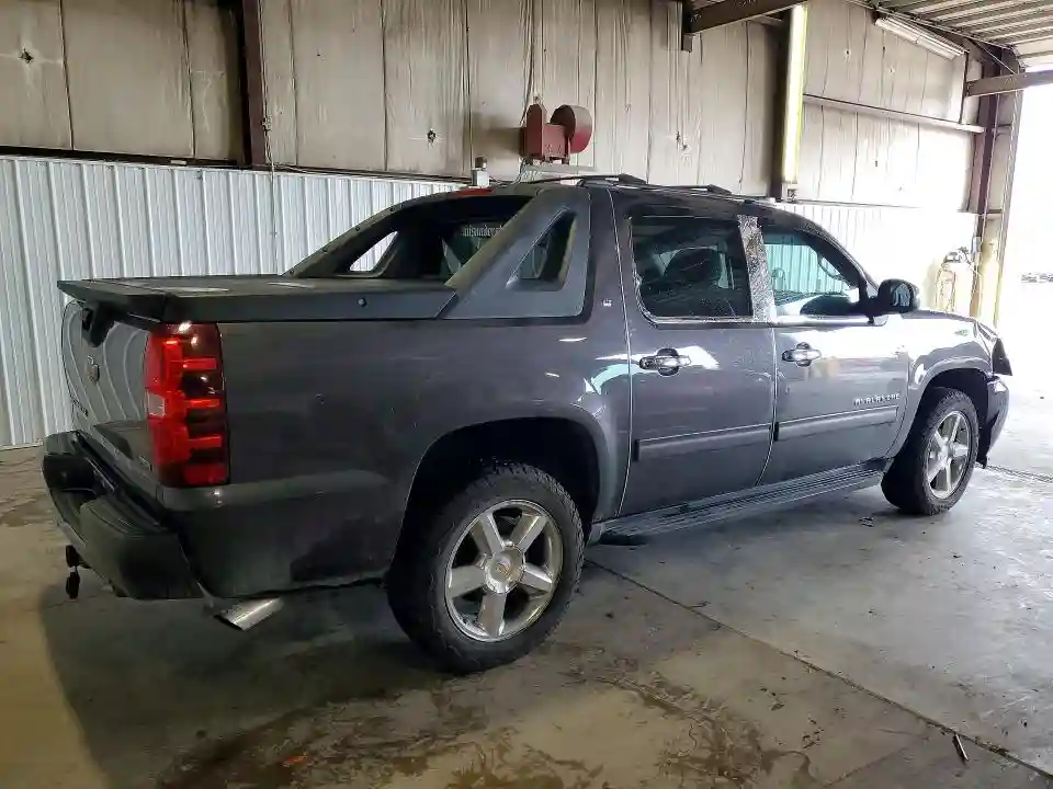 3GNTKFE37BG291020 2011 CHEVROLET AVALANCHE-2
