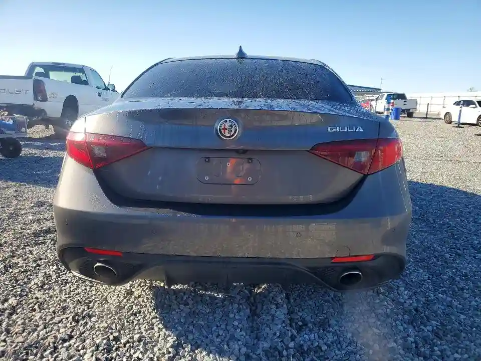ZARFAEBN5J7577862 2018 ALFA ROMEO GIULIA-5