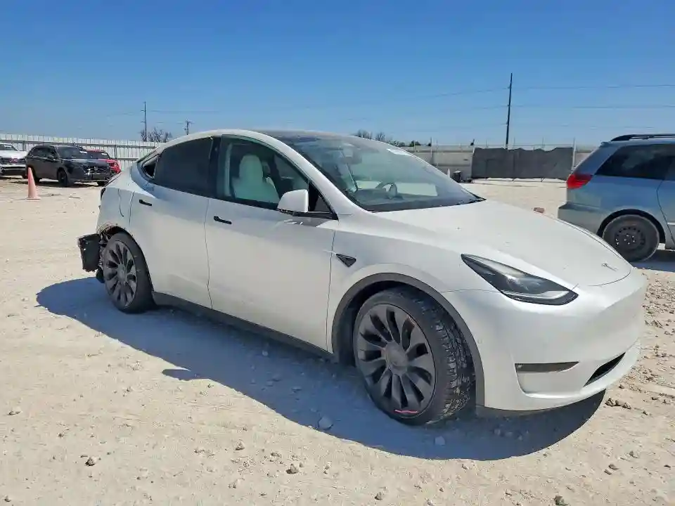 5YJYGDEF7MF306106 2021 TESLA MODEL Y-3