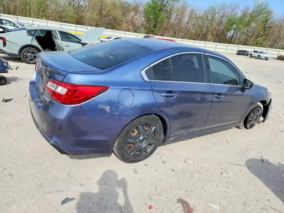 4S3BNAA62J3045170 2018 SUBARU LEGACY-2