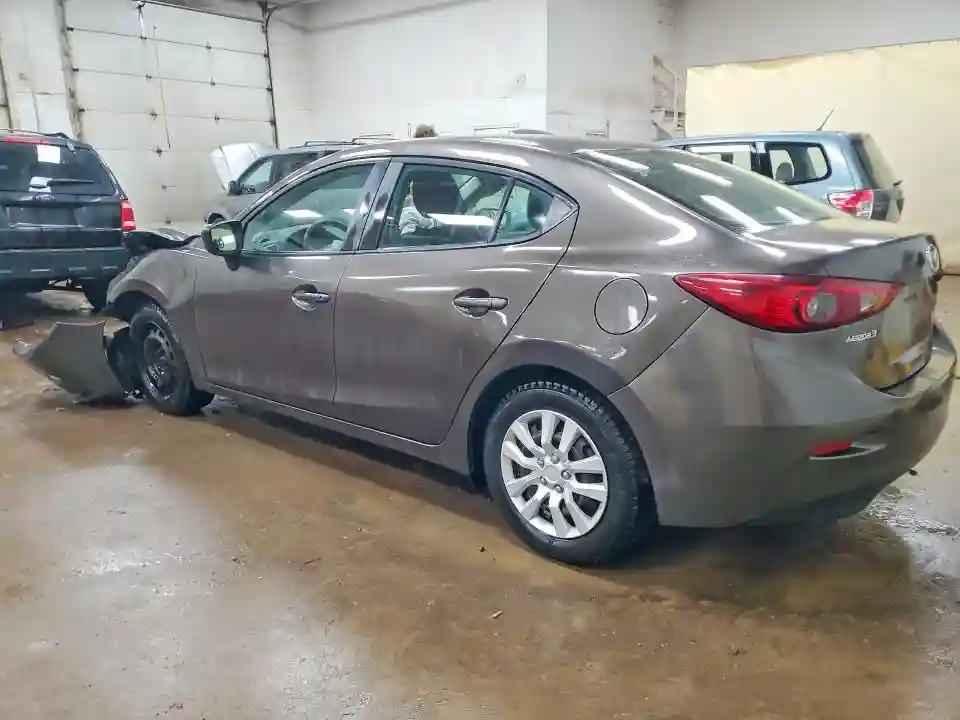 3MZBM1T79GM325536 2016 MAZDA 3-1