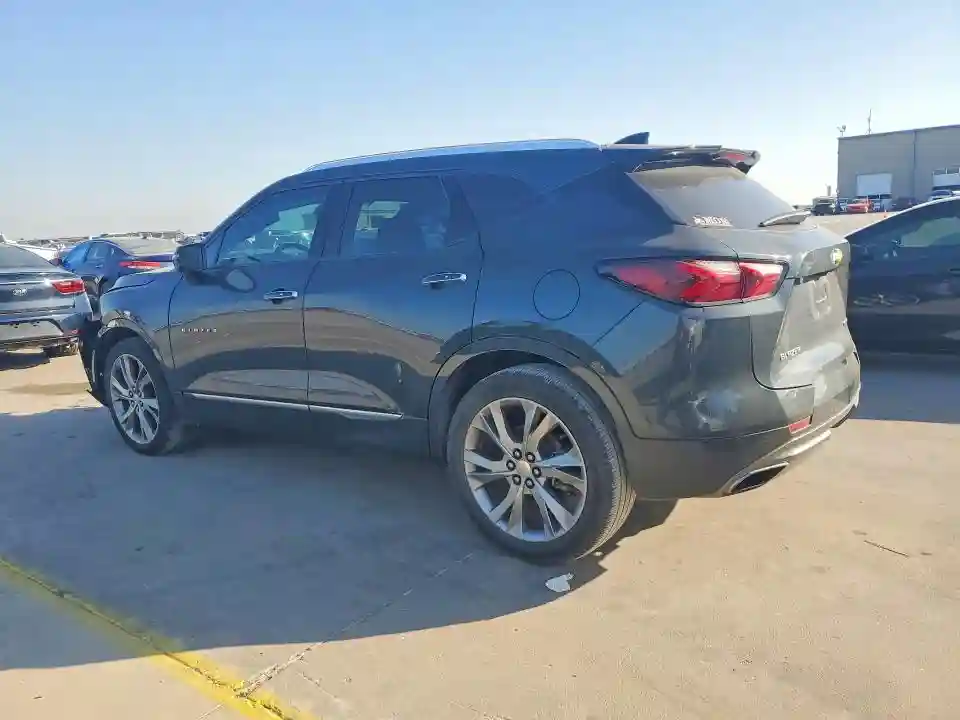 3GNKBFRS6KS646690 2019 CHEVROLET BLAZER-1