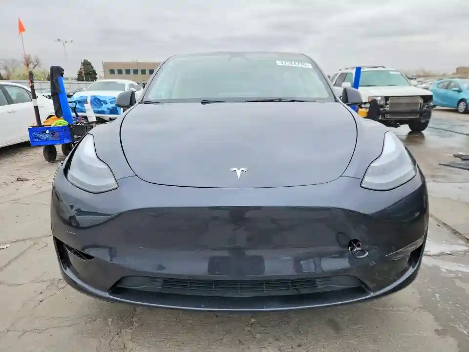 7SAYGAEE1SF287753 2025 TESLA MODEL Y-4